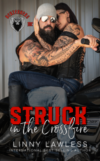Struck in the Crossfire (BERZERKERS MC Book 1)