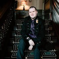 Dr. Stuart Knott
