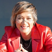 Helen Hoang