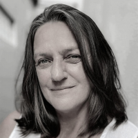 Pauline Yates