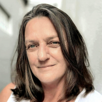 Pauline Yates