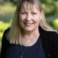 Yvonne Kays